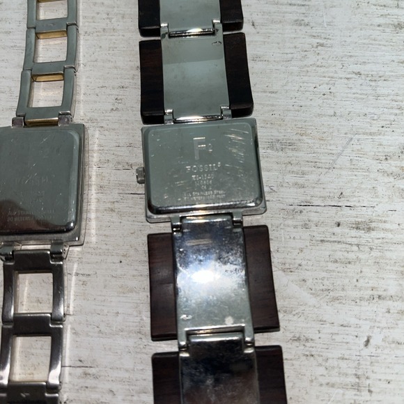 lot of two fossil watches untested needs batteries Es-1540 And Ex-9554 - Picture 6 of 6